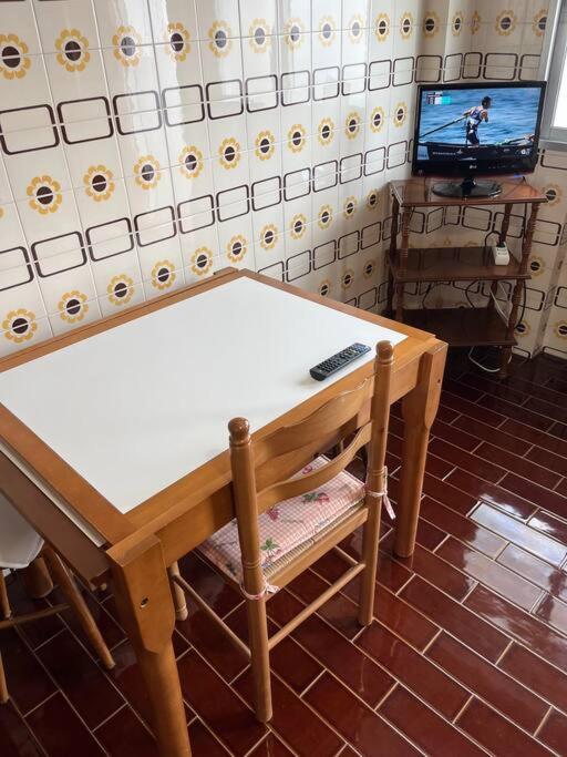 Apartamento Dentro De Muralla Y Parking Gratuito En Pleno Centro Lugo Buitenkant foto