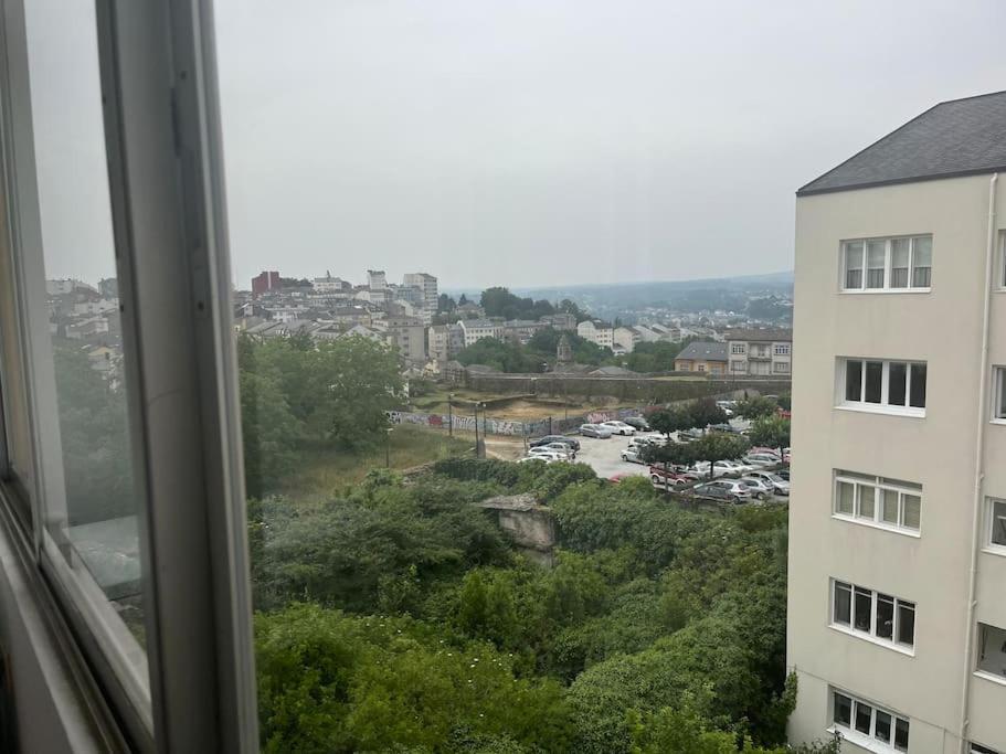 Apartamento Dentro De Muralla Y Parking Gratuito En Pleno Centro Lugo Buitenkant foto