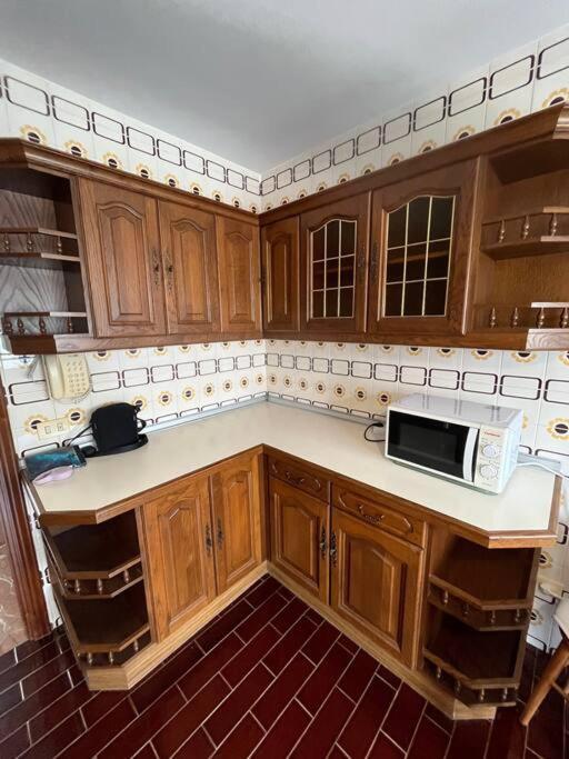 Apartamento Dentro De Muralla Y Parking Gratuito En Pleno Centro Lugo Buitenkant foto